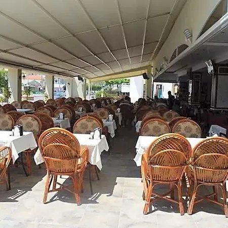 Mitos Aparthotel