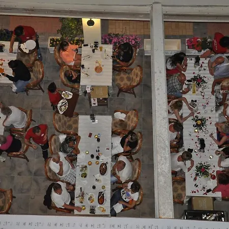 Mitos 3* 阿拉尼亚