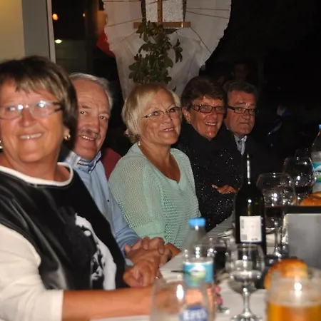 Mitos 公寓式酒店