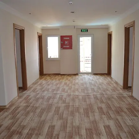 Ξενοδοχείο με διαμερίσματα Mitos Αλάνια