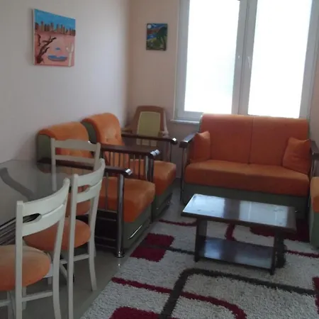 Ξενοδοχείο με διαμερίσματα Mitos